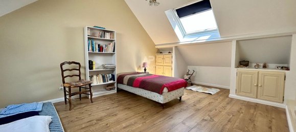 6 bedrooms House in Poissy, France No. 183840 14