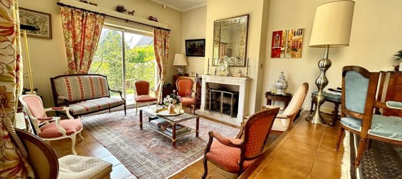 6 bedrooms House in Poissy, France No. 183840 5