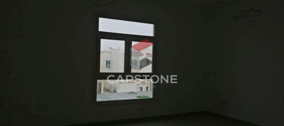 4 bedrooms Villa in Mohamed Bin Zayed City, UAE No. 23339 5