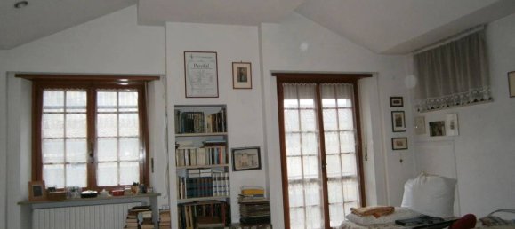 Villa de 8 dormitorios en Montechiaro d'Asti, Italy No. 351280 7