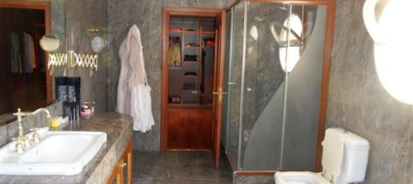 8 Schlafzimmer Villa in La Quinta, Spain, Nr. 142367 16