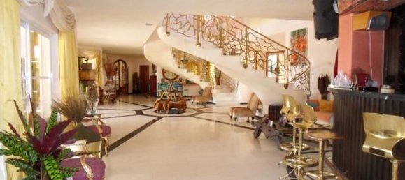 8 Schlafzimmer Villa in La Quinta, Spain, Nr. 142367 5