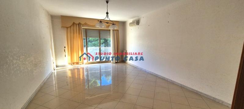 Apartamento de 4 habitaciónes en Trapani, Italy No. 144550