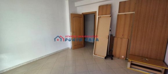 Apartamento de 4 habitaciónes en Trapani, Italy No. 144550 5