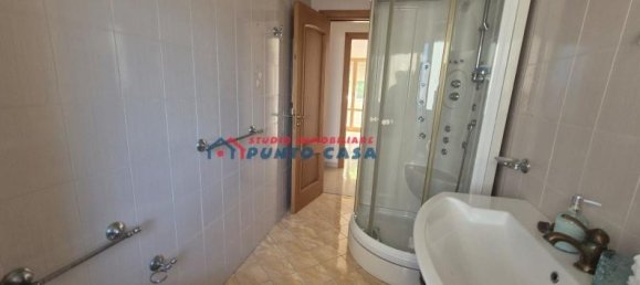 Apartamento de 4 habitaciónes en Trapani, Italy No. 144550 12
