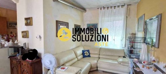 3 rooms Apartment in Nerviano, Italy No. 2401 5