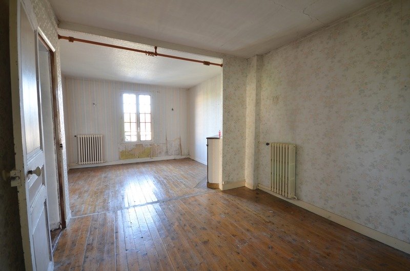 Casa de 2 dormitorios en Brasles, France No. 257966