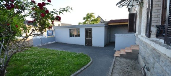 Casa de 2 dormitorios en Brasles, France No. 257966 3