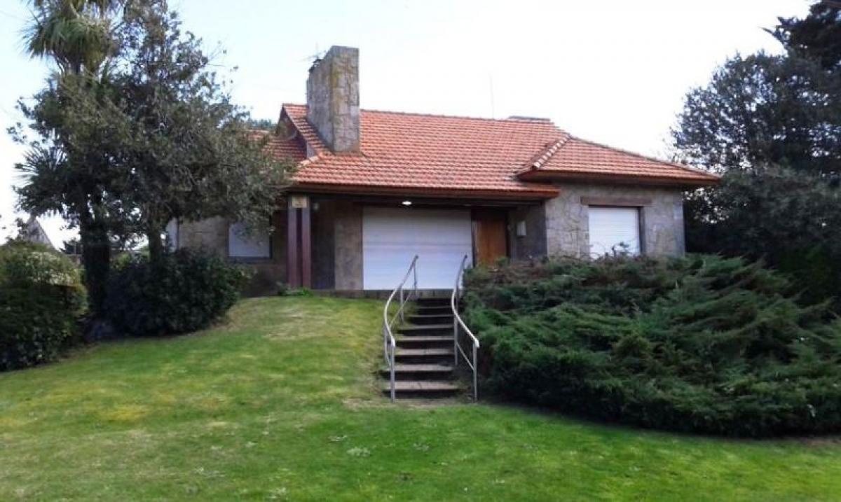 2 bedrooms House in Mar del Plata, Argentina No. 99822