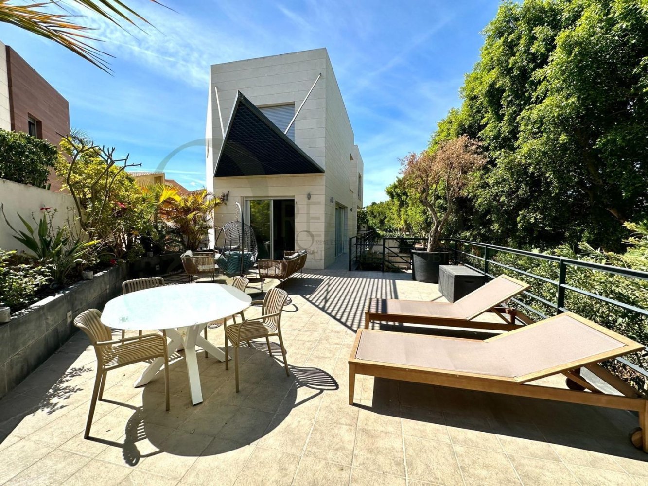 5 bedrooms House in Alicante, Spain No. 93586