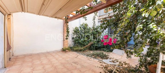 110m² Commercial property in Valencia, Spain No. 135630 7