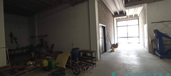 3 rooms Warehouse in Cologno Monzese, Italy No. 80349 8