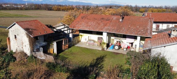15 rooms House in Boves, Italy No. 257411 2