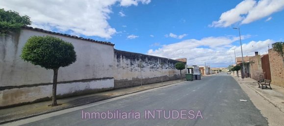 Terreno en Comunidad Foral de Navarra, Spain 1695 m² No. 131862 2