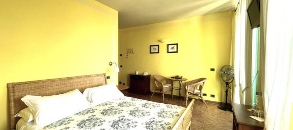 Villa de 6 dormitorios en Bee, Italy No. 173396 16