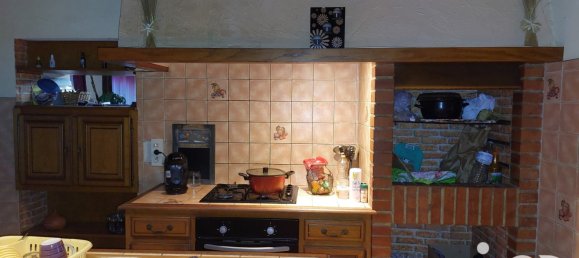 Casa de 5 dormitorios en Sainte-Fauste, France No. 221823 11