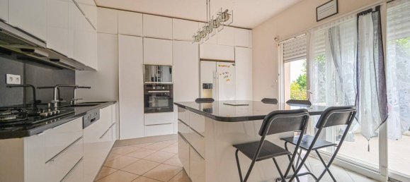 Casa de 5 dormitorios en Bonneuil-sur-Marne, France No. 167905 10