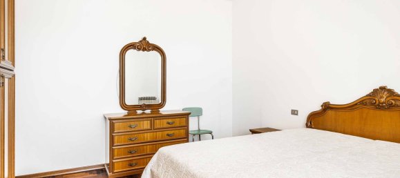 Apartamento de 3 divisões em Gallarate, Italy N.º 161011 16