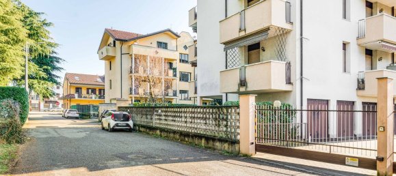 Apartamento de 3 divisões em Gallarate, Italy N.º 161011 20