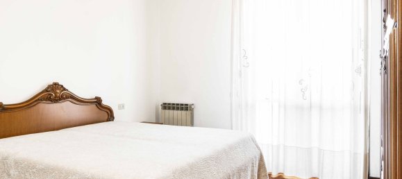 Apartamento de 3 divisões em Gallarate, Italy N.º 161011 6