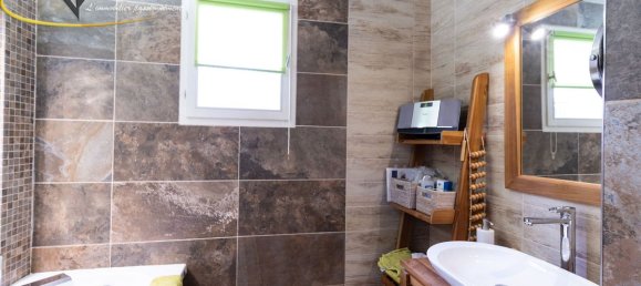 4 bedrooms House in Vaux-sur-Seine, France No. 177950 10