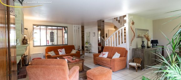 4 bedrooms House in Vaux-sur-Seine, France No. 177950 14