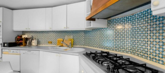 8 bedrooms Villa in Recco, Italy No. 55852 9