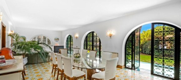 8 bedrooms Villa in Recco, Italy No. 55852 2