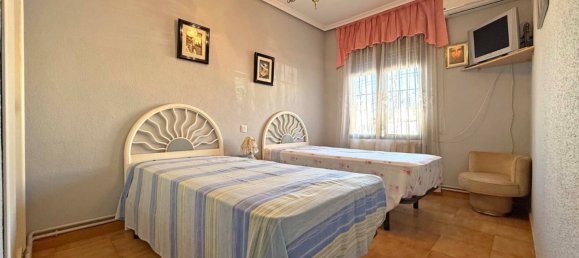 4 bedrooms House in Torrevieja, Spain No. 182018 18