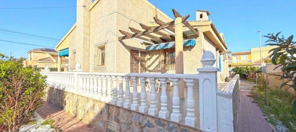 4 bedrooms House in Torrevieja, Spain No. 182018 10