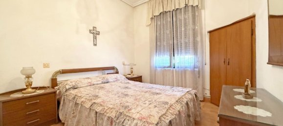 4 bedrooms House in Torrevieja, Spain No. 182018 14