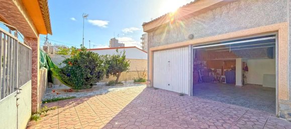 4 bedrooms House in Torrevieja, Spain No. 182018 8