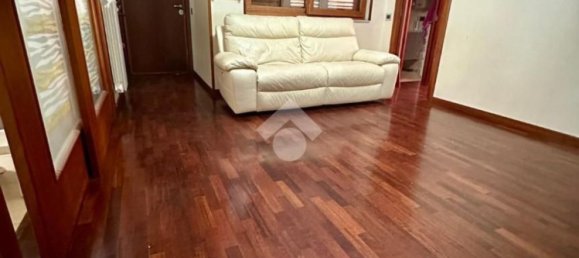 Apartamento de 4 divisões em Naples, Italy N.º 212465 2