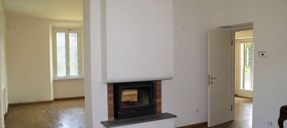 5 غرف نوم فيلا في Civate, Italy رقم 171006 10