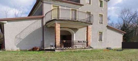 8 rooms House in Susegana, Italy No. 258762 2