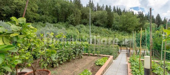 3 bedrooms House in Calenzano, Italy No. 181970 19