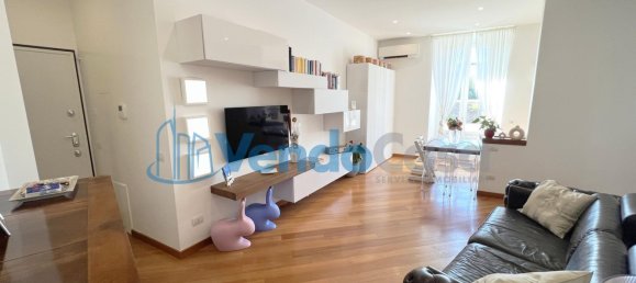 3 rooms Apartment in Milan, Italy No. 336930 7