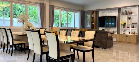 294.74m² House in Bang Lamung, Thailand No. 27422 10