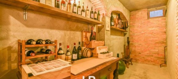 7 rooms Villa in Porto Valtravaglia, Italy No. 109496 35