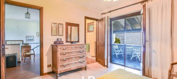 7 rooms Villa in Porto Valtravaglia, Italy No. 109496 24