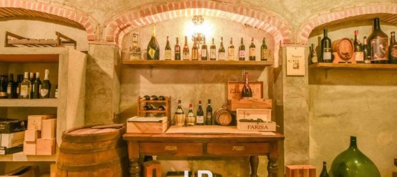 7 rooms Villa in Porto Valtravaglia, Italy No. 109496 34