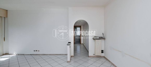 Apartamento de 2 dormitorios en San Giuliano Milanese, Italy No. 15589 36