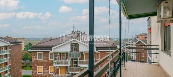 Apartamento de 2 dormitorios en San Giuliano Milanese, Italy No. 15589 78