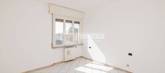 Apartamento de 2 dormitorios en San Giuliano Milanese, Italy No. 15589 17