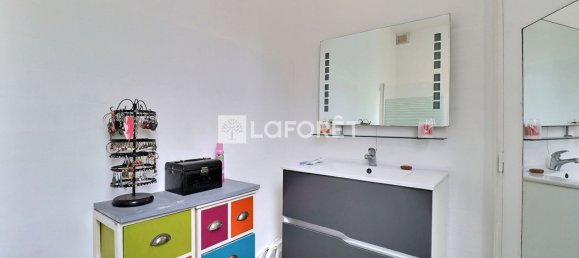 3 bedrooms Villa in Vitry-sur-Seine, France No. 179493 8