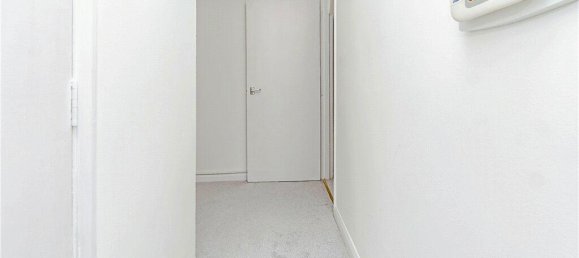 1 bedroom Apartment in Croydon, United Kingdom No. 8173 7