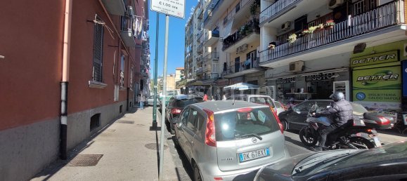 2-Zimmer Gewerbliche Immobilie in Naples, Italy, Nr. 74236 6