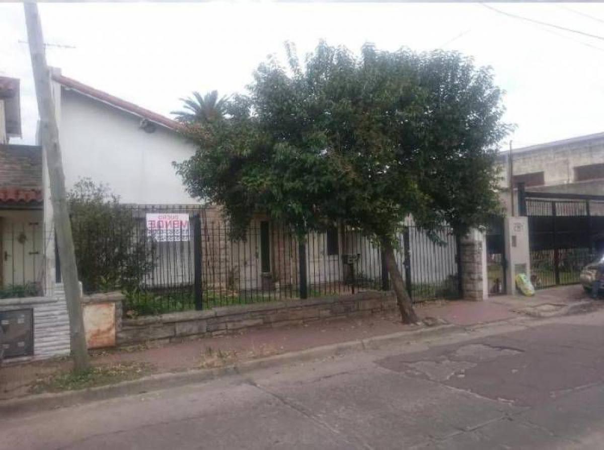 3 Schlafzimmer Haus in Bermudez, Argentina, Nr. 63583