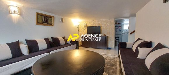 Casa de 3 dormitorios en Bezons, France No. 182061 3