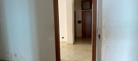 4 bedrooms Apartment in Salerno, Italy No. 360001 5